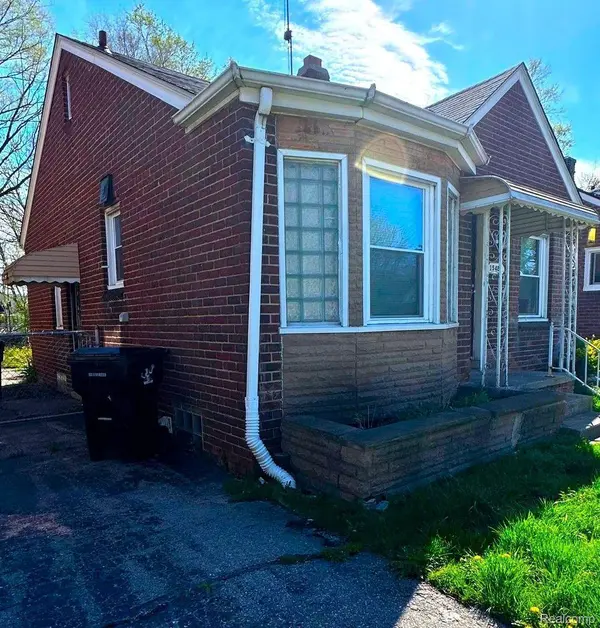 15480 SARATOGA ST, Detroit, MI 48205