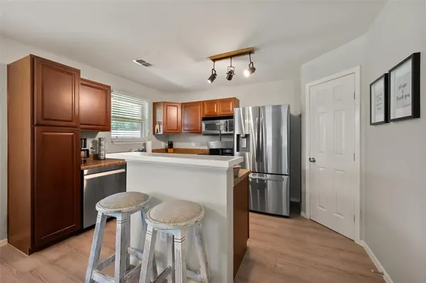 222 Knights Circle, Streetman, TX 75859