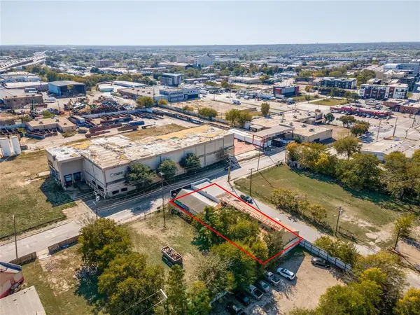 2401 Hickory Street, Dallas, TX 75215