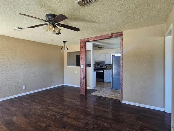 509 Starkey Street, Bangs, TX 76823