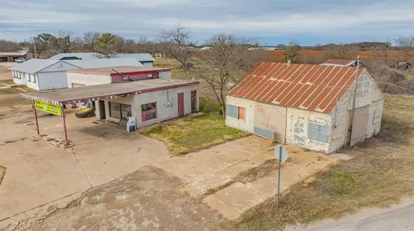 100 W Commerce Street, Gustine, TX 76455