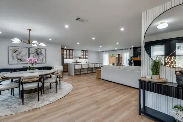 3895 Antigua Circle, Dallas, TX 75244