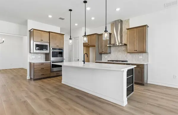 901 Cormorant Drive, Mckinney, TX 75071