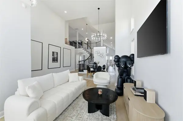 6941 Lilac Drive, Venus, TX 76084