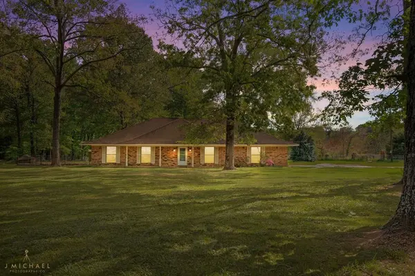 8849 Shirley Francis Road, Shreveport, LA 71129