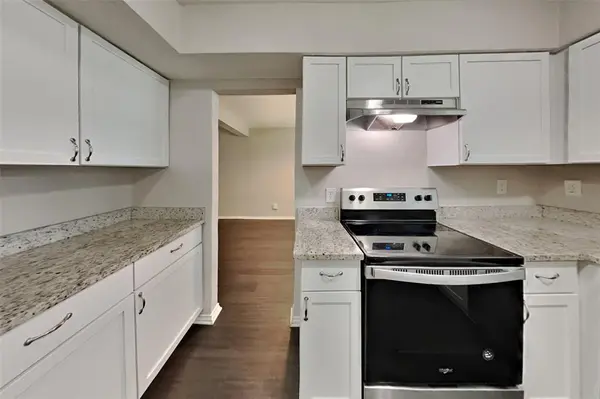 7105 Greenspring Drive, Arlington, TX 76016