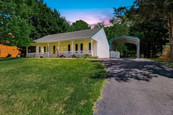 95 Farmington RD, Lynchburg, VA 24502