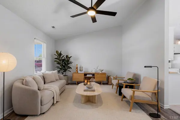 95 Farmington RD, Lynchburg, VA 24502