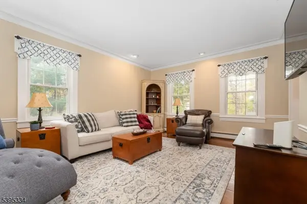 383 Pittstown Rd, Franklin Twp., NJ 08867