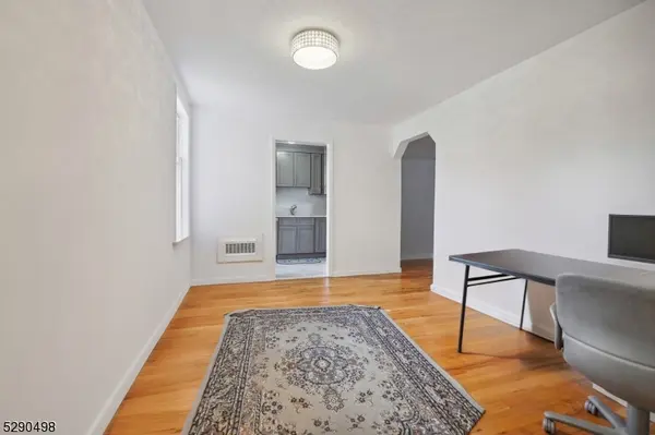 176 Millburn Ave #05, Millburn Twp., NJ 07041