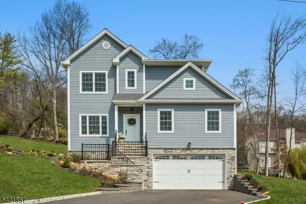 518-520 Cardinal Ln, Green Brook Twp., NJ 08812