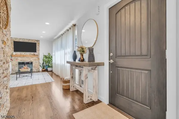 319 Myrtle Ave, Scotch Plains Twp., NJ 07076