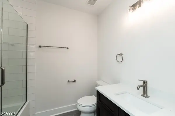 15-17 North Ave #2A, Cranford Twp., NJ 07016