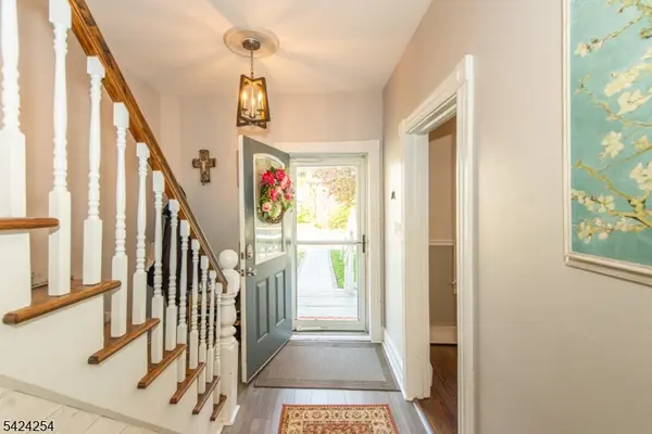 67 Ryerson Ave, Newton Town, NJ 07860