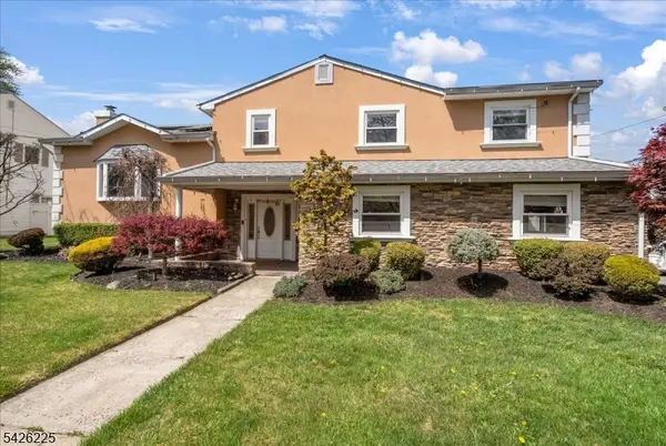 95 Calvert Ave E, Edison Twp., NJ 08820