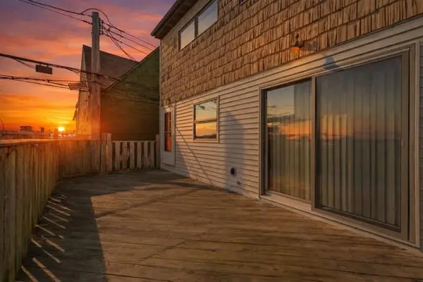 81 Dictum Ct., Brooklyn, NY 11229