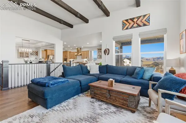 10008 Emerald Lake LN, Colorado Springs, CO 80924