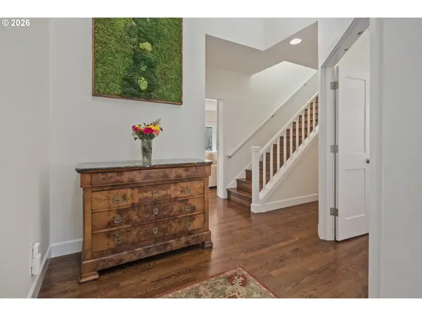 4166 GLACIER LILY ST, Lake Oswego, OR 97035