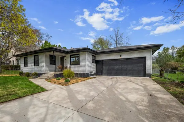 78 Lakeside DR NE, City Of Grand Rapids, MI 49503