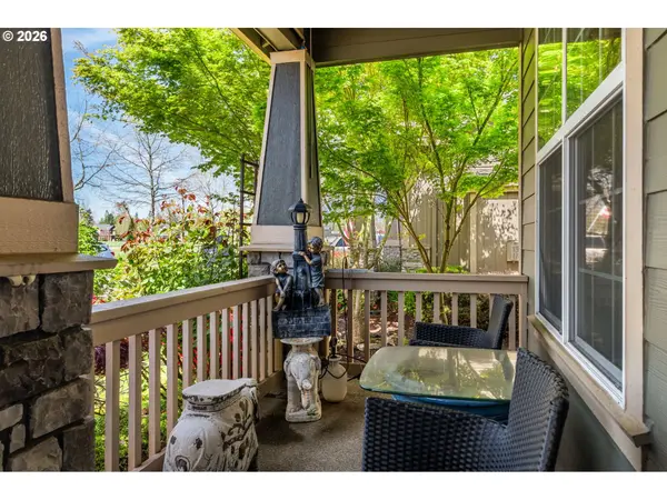 857 THRONE DR, Eugene, OR 97402