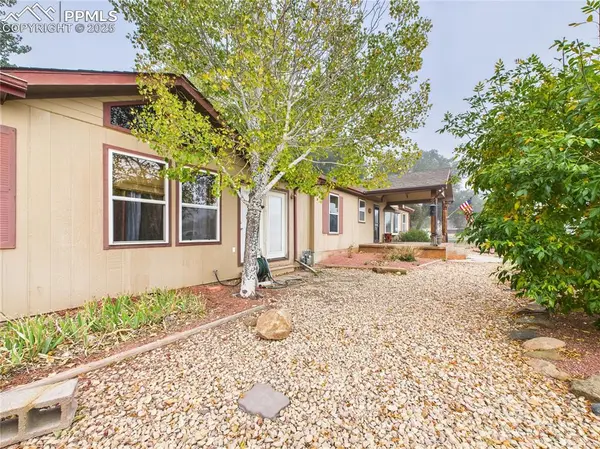 206 Lucille ST, Avondale, CO 81022