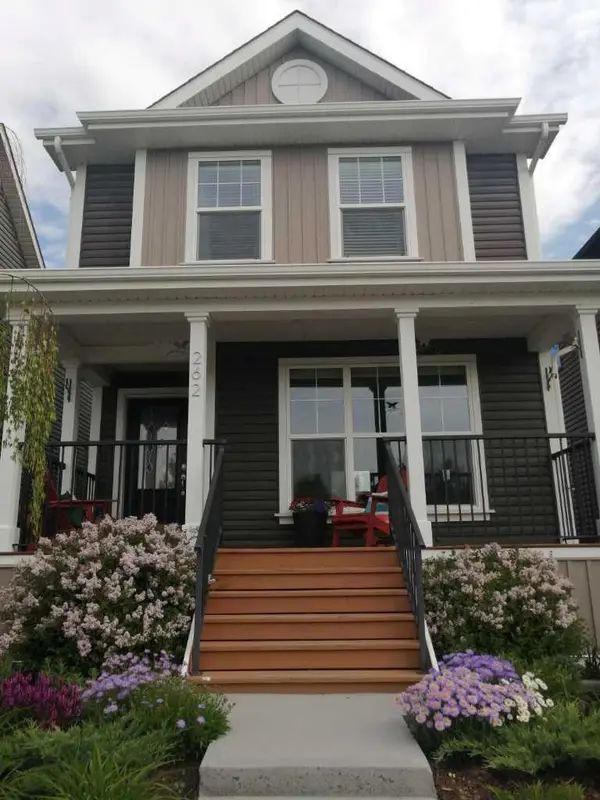 262 Auburn Crest GN SE, Calgary, AB T3M 1P8