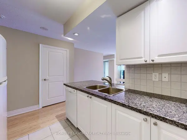 500 Doris AVE #1323, Toronto C14, ON M2N 0C1