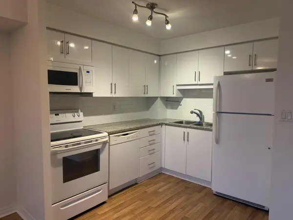 2035 Sheppard AVE E #216, Toronto C15, ON M2J 0A8