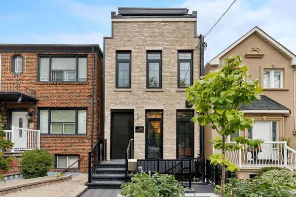 269 Euclid AVE, Toronto C01, ON M6J 2K1