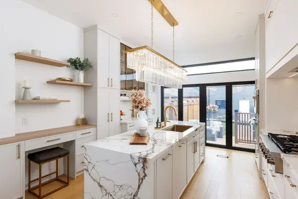 269 Euclid AVE, Toronto C01, ON M6J 2K1