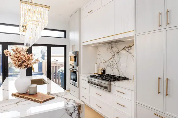 269 Euclid AVE, Toronto C01, ON M6J 2K1