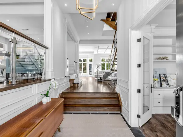 299 Spring Garden AVE, Toronto C14, ON M2N 3H2