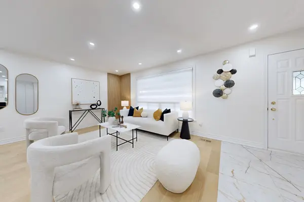 132 Budea CRES, Toronto E04, ON M1R 4W1