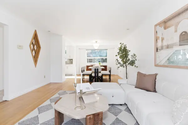 21 Bridlewood BLVD, Toronto E05, ON M1T 1P3