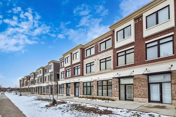 5456 Main ST, Whitchurch-stouffville, ON L4A 4W8