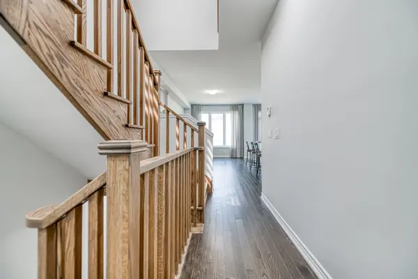 32 Jessica Antonella ST, Markham, ON L6C 3K3