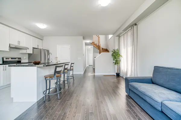 32 Jessica Antonella ST, Markham, ON L6C 3K3