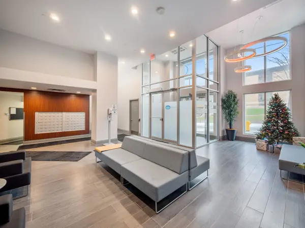 111 Worsley ST #709, Barrie, ON L4M 0J5