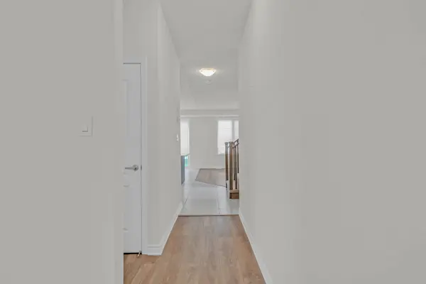 28 Abby DR, Wasaga Beach, ON L9Z 0K2