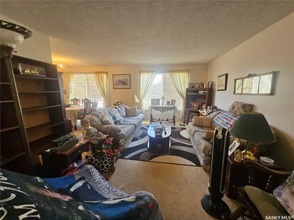 579 Poplar CRESCENT, Shaunavon, SK S0N 2M0