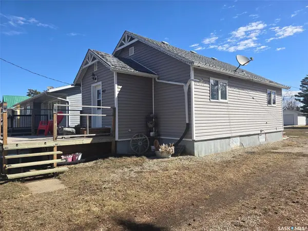 917 Qu'Appelle STREET, Grenfell, SK S0G 2B0