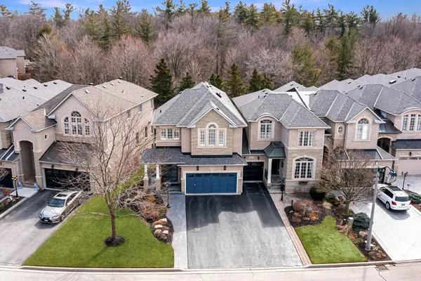 2328 Woodfield RD, Oakville, ON L6H 6Y6