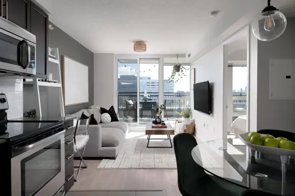 36 Via Bagnato N/A #738, Toronto W04, ON M6A 0B7