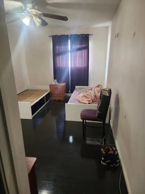 17 Timberlane DR, Brampton, ON L6Y 3Y6