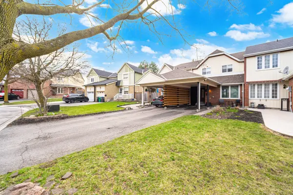 48 Terryhill SQ, Brampton, ON L6Z 1N1