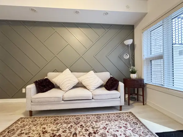 1127 Cooke BLVD #514, Burlington, ON L7T 4A8