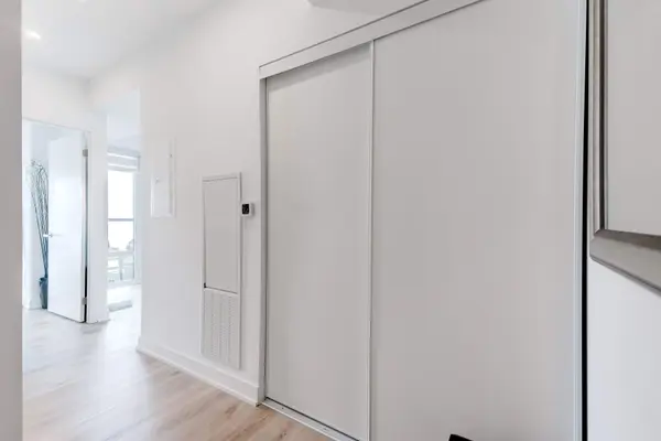 370 Martha ST #1707, Burlington, ON L7R 0G9