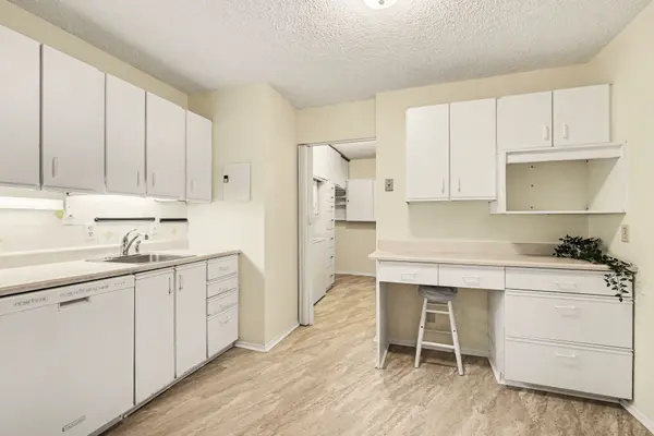 1285 Cahill DR #2003, Hunt Club - South Keys And Area, ON K1V 9A7