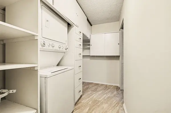 1285 Cahill DR #2003, Hunt Club - South Keys And Area, ON K1V 9A7