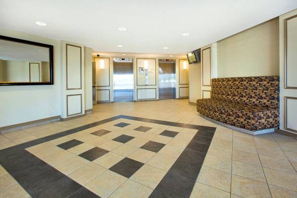 1320 Richmond RD #420, Britannia - Lincoln Heights And Area, ON K2B 8L3